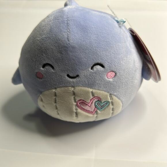 NWT Valentines Day SAMIR Squishmallow 5” NWT Periwinkle Whale w/ Hearts - Picture 1 of 3